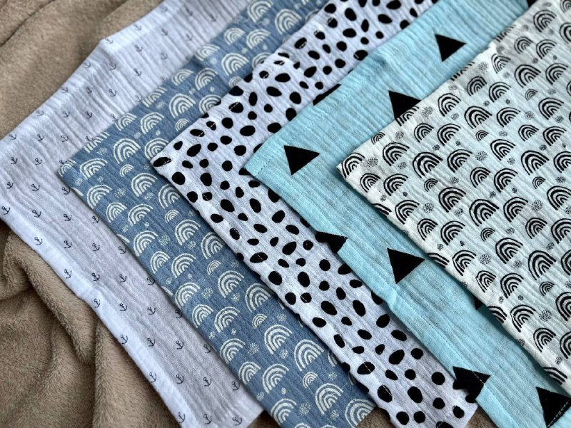 Muslin Baby wipes, Wash Cloth Napkins Pack Of 5 - Rainbows, Anchors and Triangles