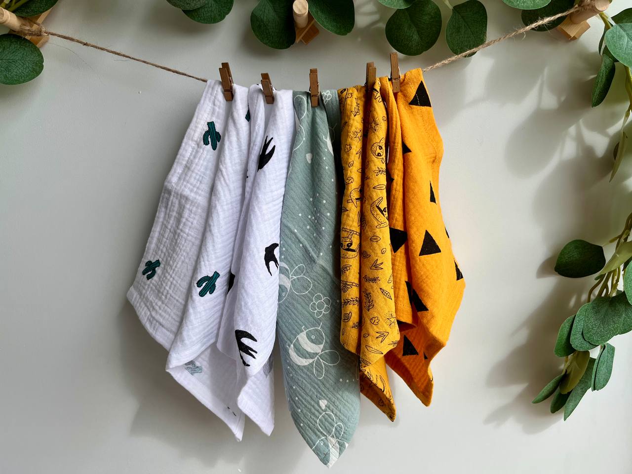 Muslin Baby wipes, Wash Cloth Napkins Pack Of 5 - Mustard, White and Sage
