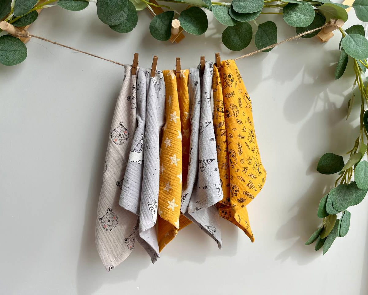Muslin Baby wipes, Wash Cloth Napkins Pack Of 5 - Stars and Animals