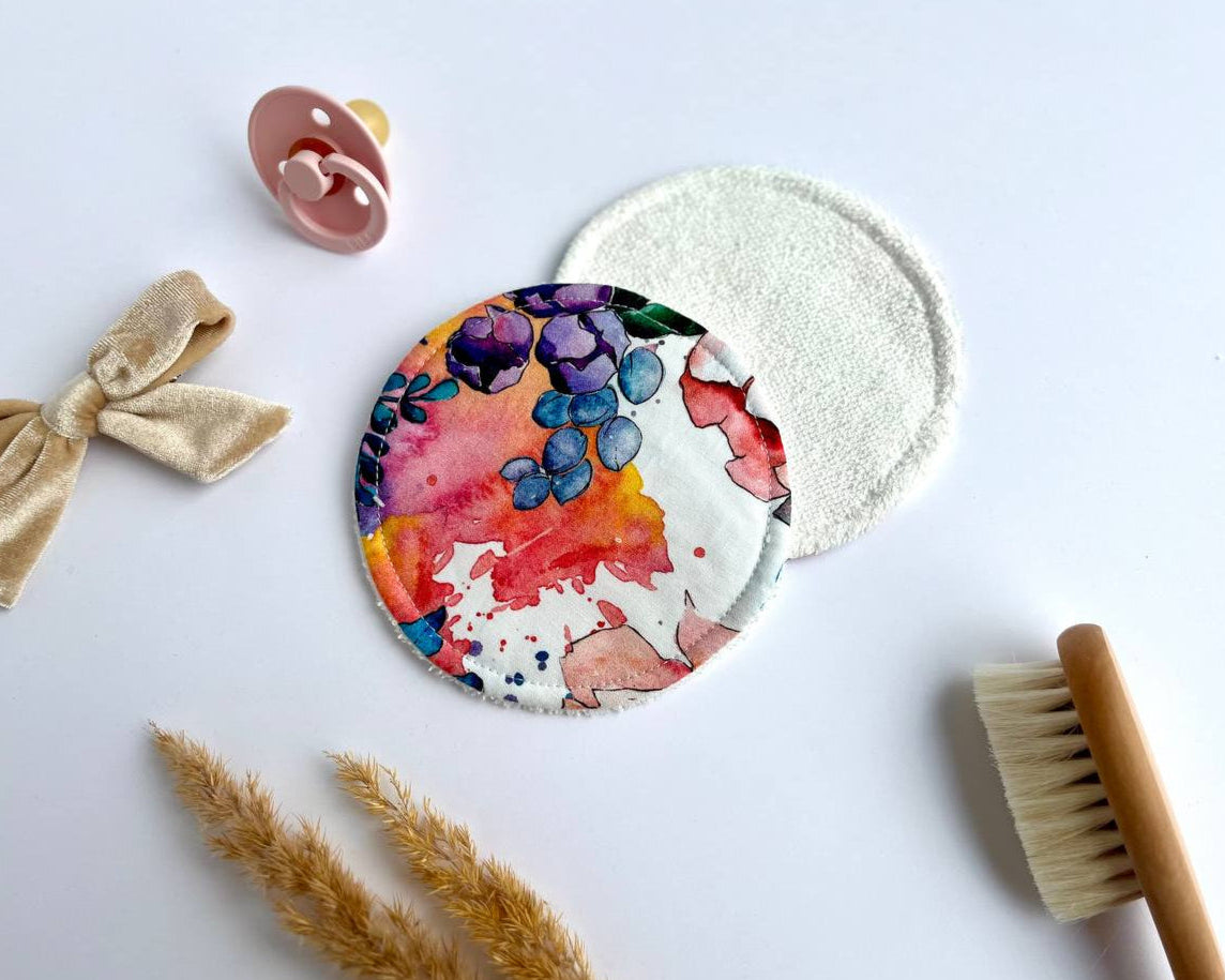 Reusable Breastfeeding Pads – Organic, Washable & Ultra-Soft Nursing Pads - Bright Watercolor