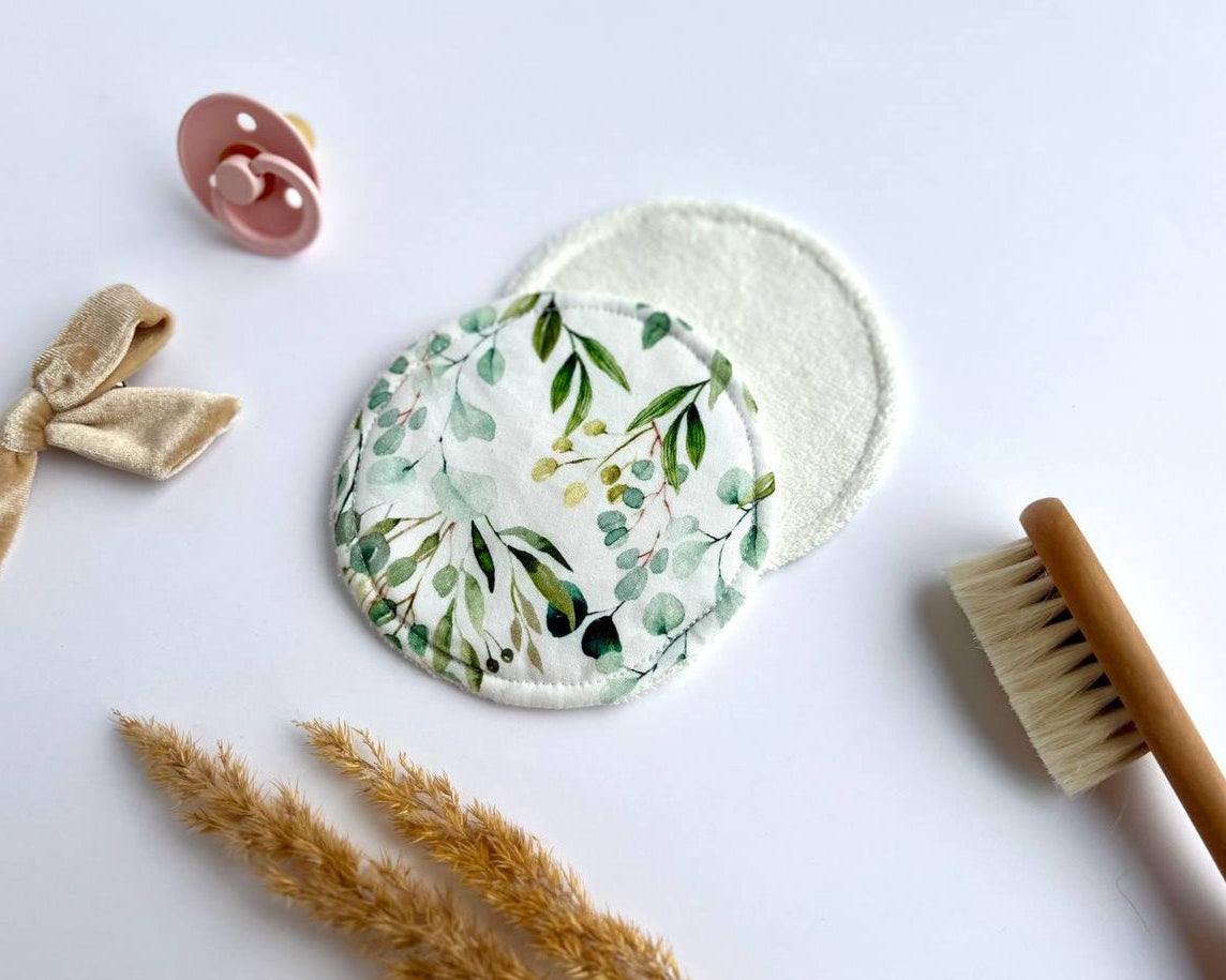 reusable breastfeeding pads