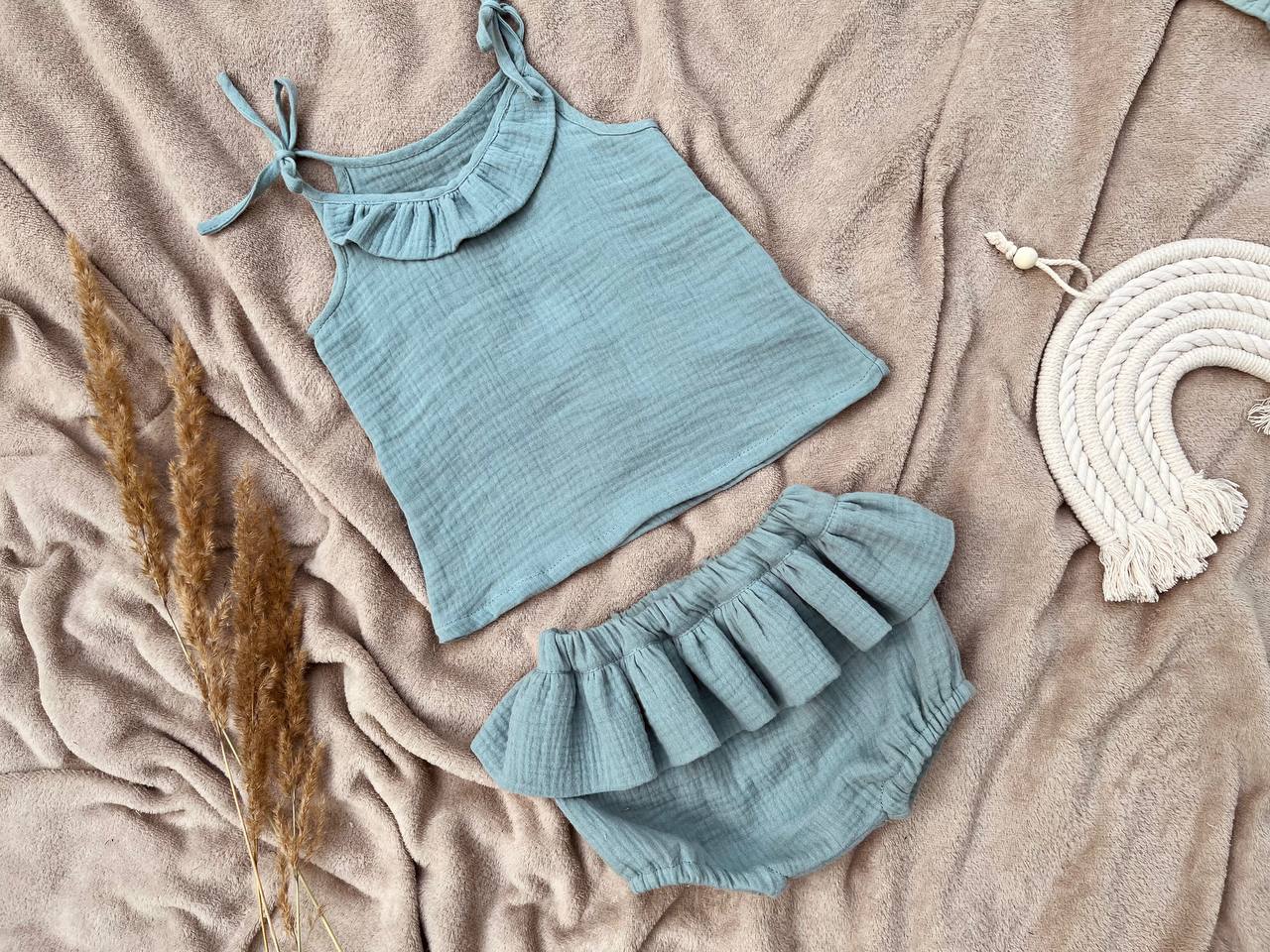 Muslin baby girl bloomers with ruffles - Sage