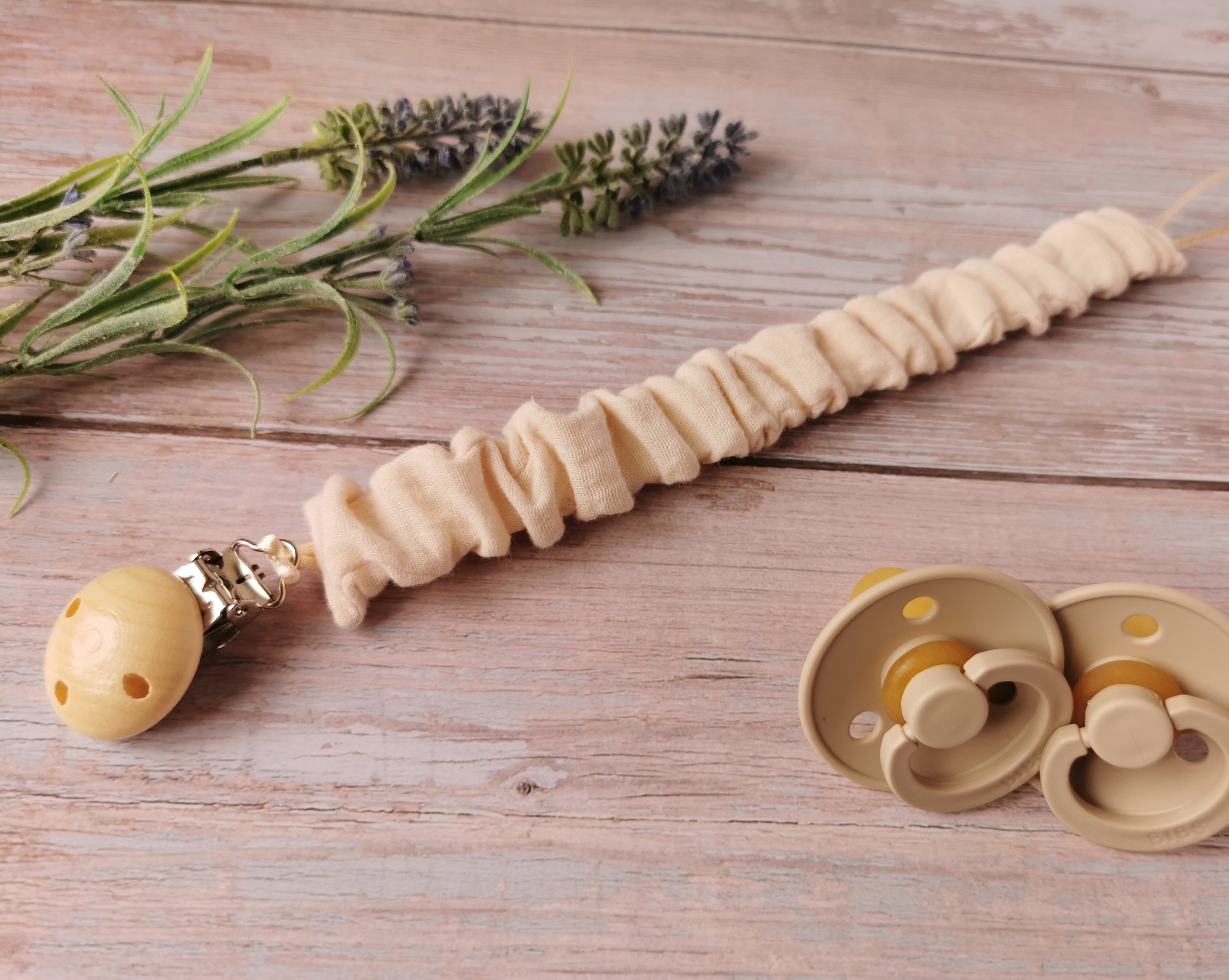 muslin pacifier holder beige
