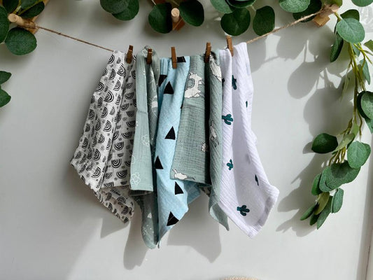 Muslin Baby wipes, Wash Cloth Napkins Pack Of 5 - Sage, White and Light blue