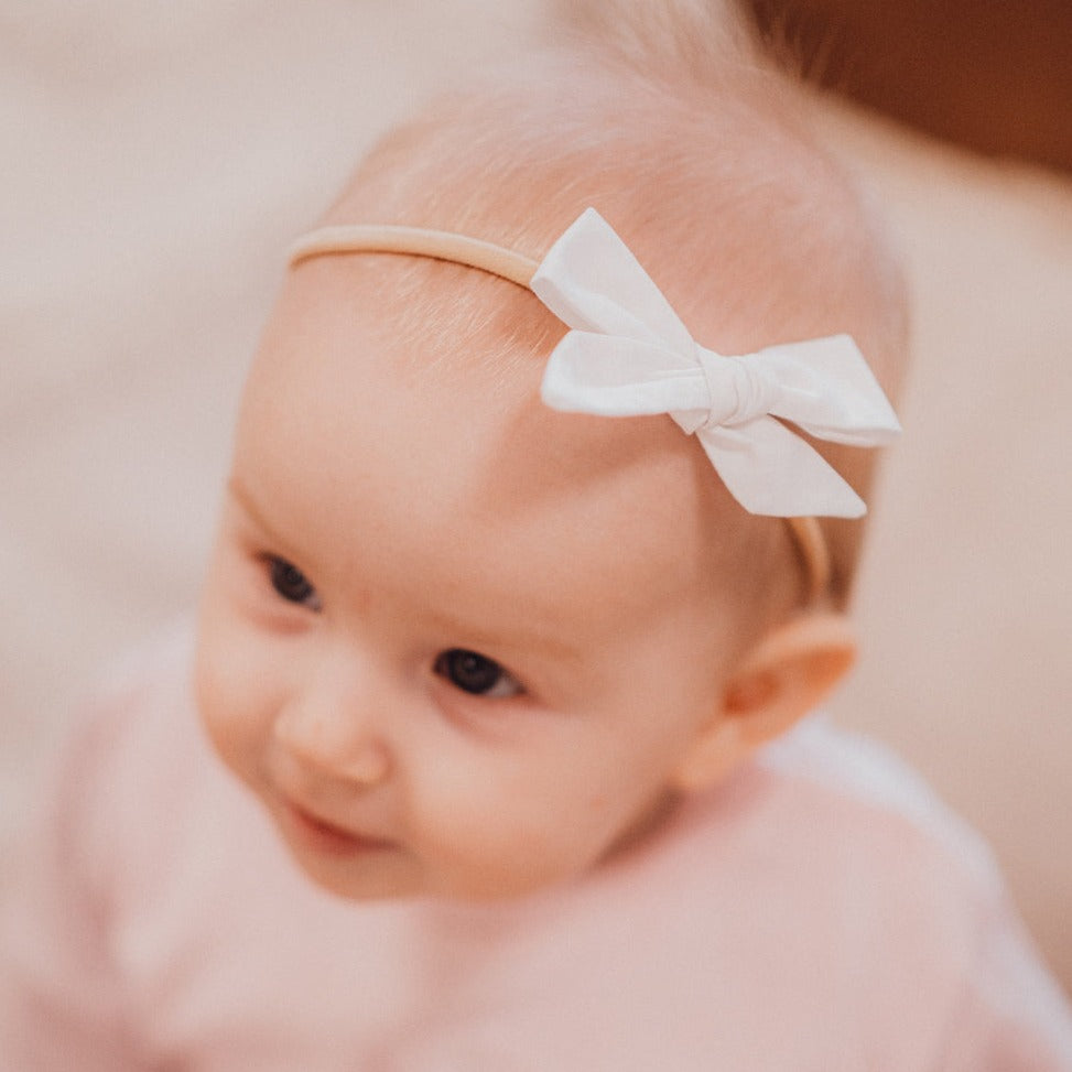 Classic cotton headband bow - White