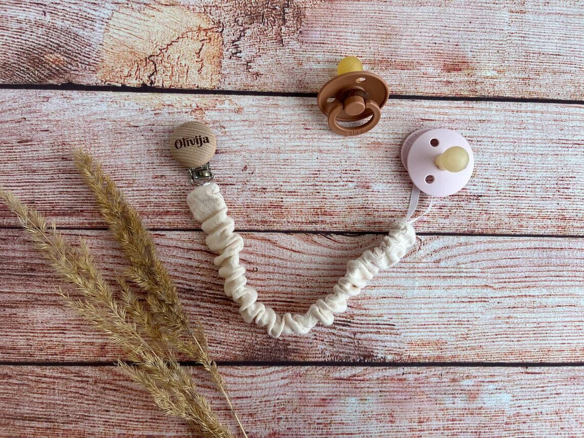 Muslin Baby pacifier clip from organic cotton fabric - Beige