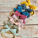 Baby headband bow set of 2 - Beige and Green plumeti