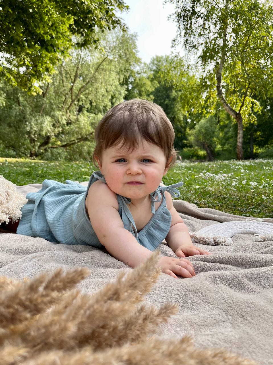 Muslin baby girl top with ruffles - Sage