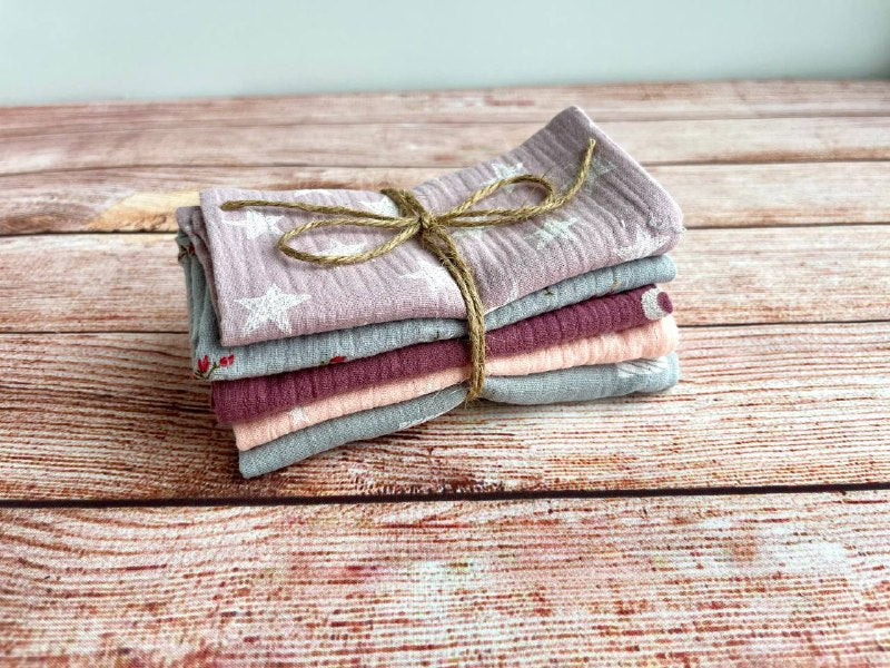 Wash Cloth Muslin Napkins Pack Of 5 Pink and Grey
