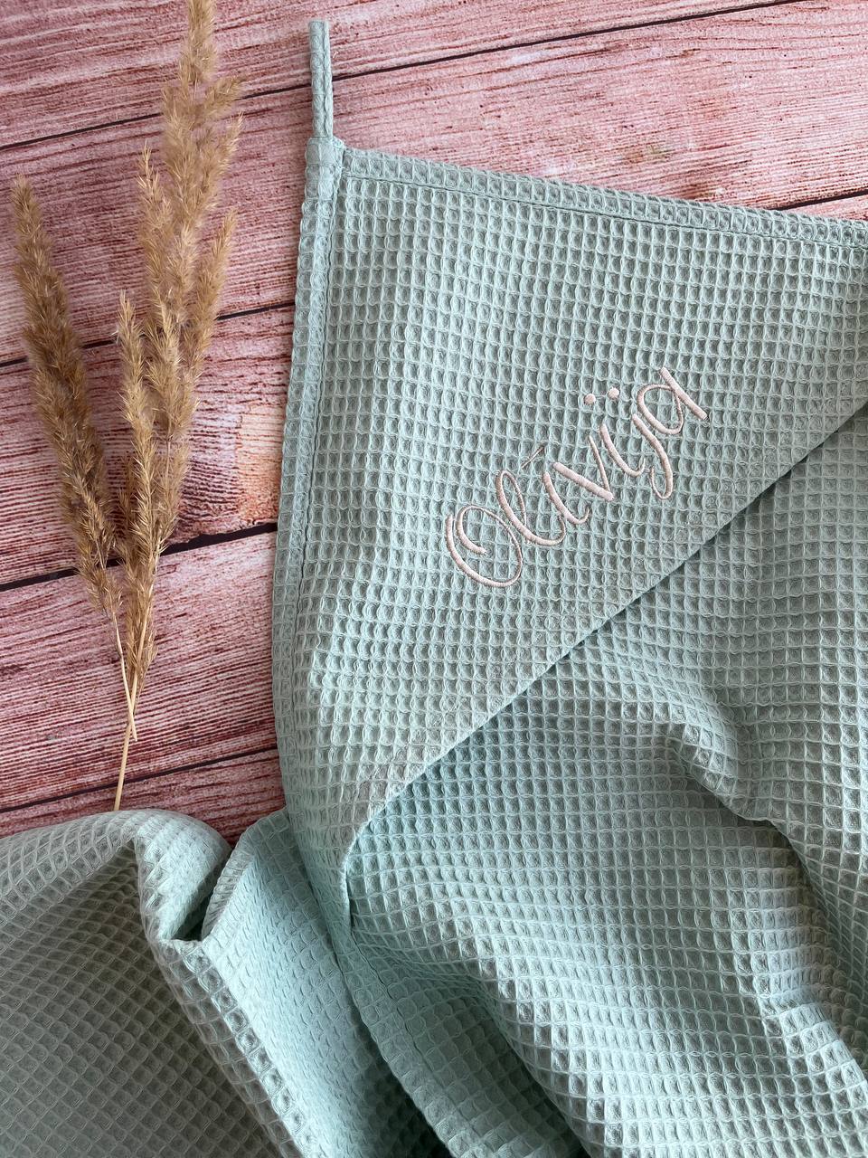 Personalized baby hooded towel - Powder mint