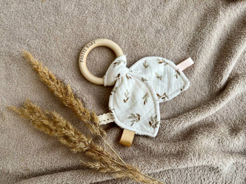 Muslin Bunny ears with teething ring - Old Pink