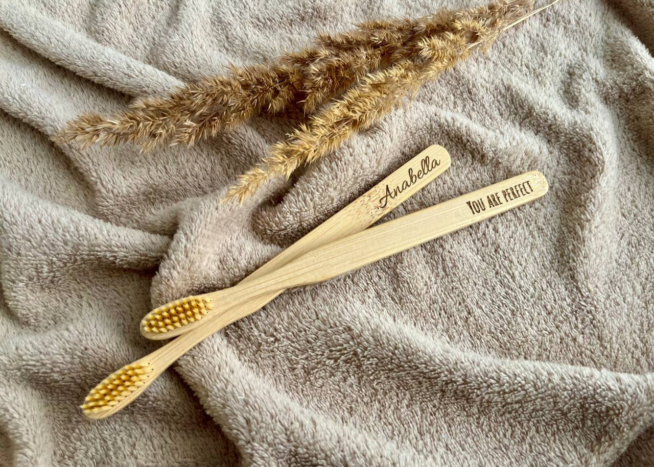 Personalized Bamboo Toothbrush with Custom Engraving – Eco-Friendly & Sustainable Oral Care