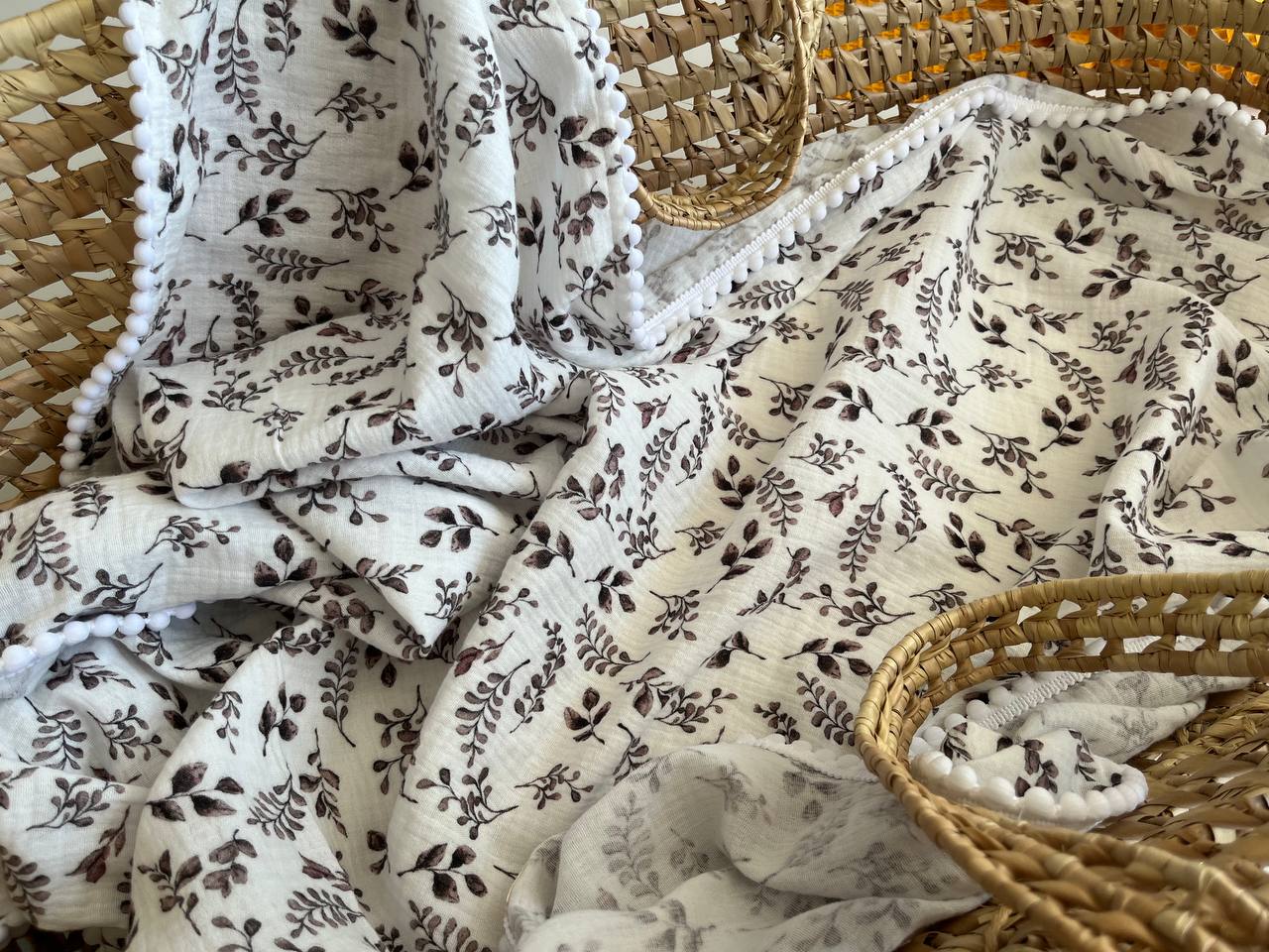 Organic Cotton muslin Pom Pom swaddle blanket - Brown leaves