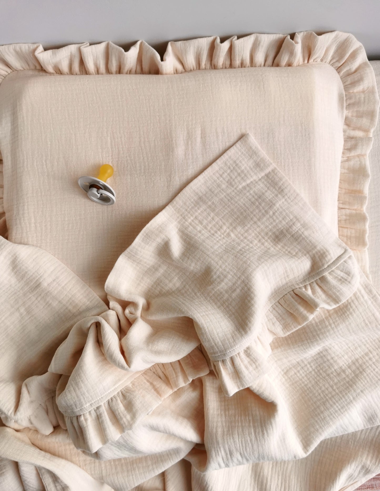 Muslīna bērnu gultas veļas komplekts - Kremīgā krāsā